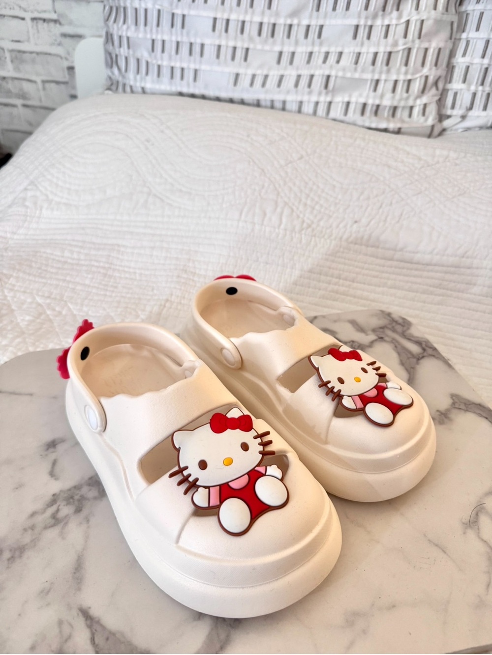 Hello Kitty Sanrio Slip-On Sandals with Red Character Accent NWOT